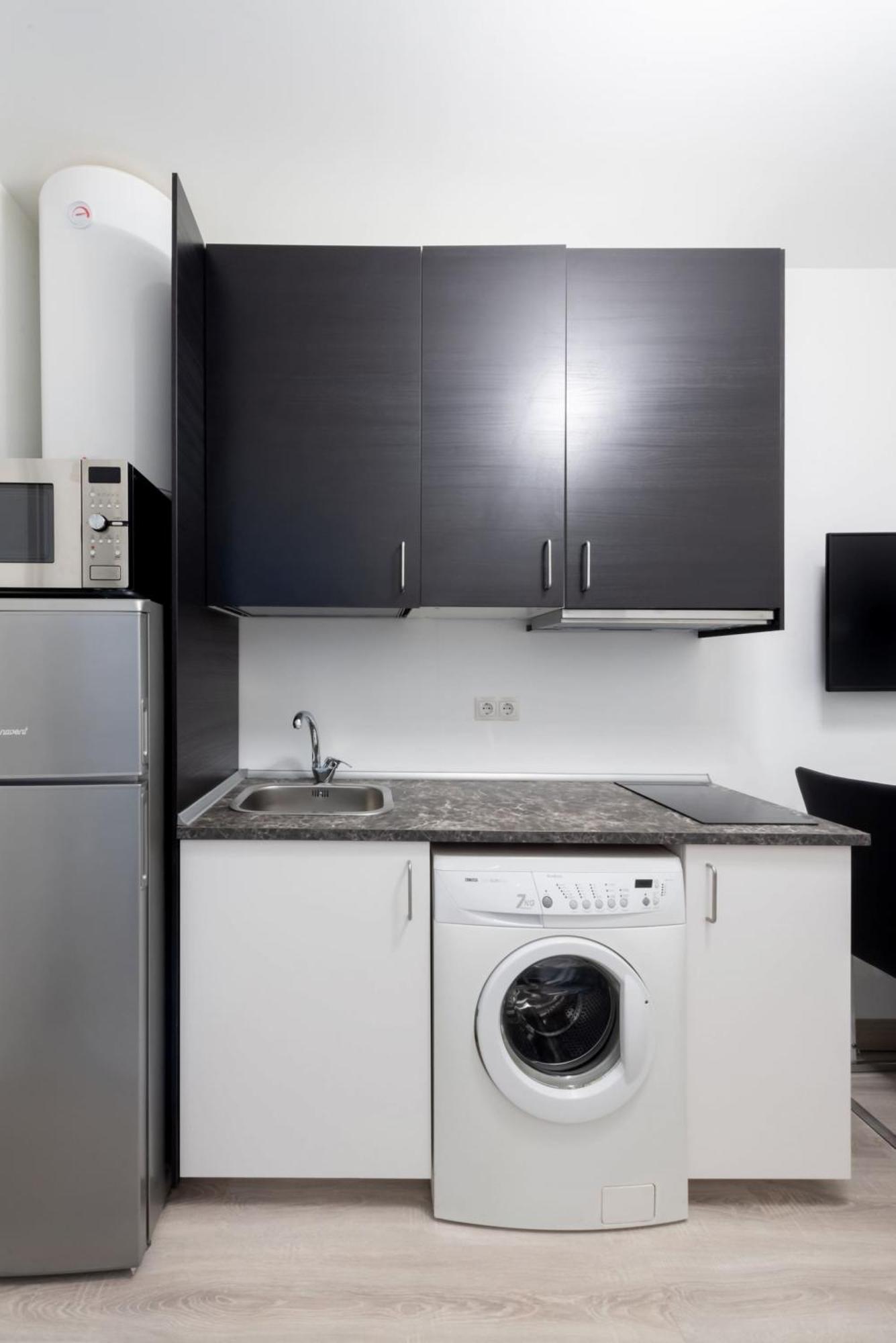 Larga Noviciado Centro Appartement *