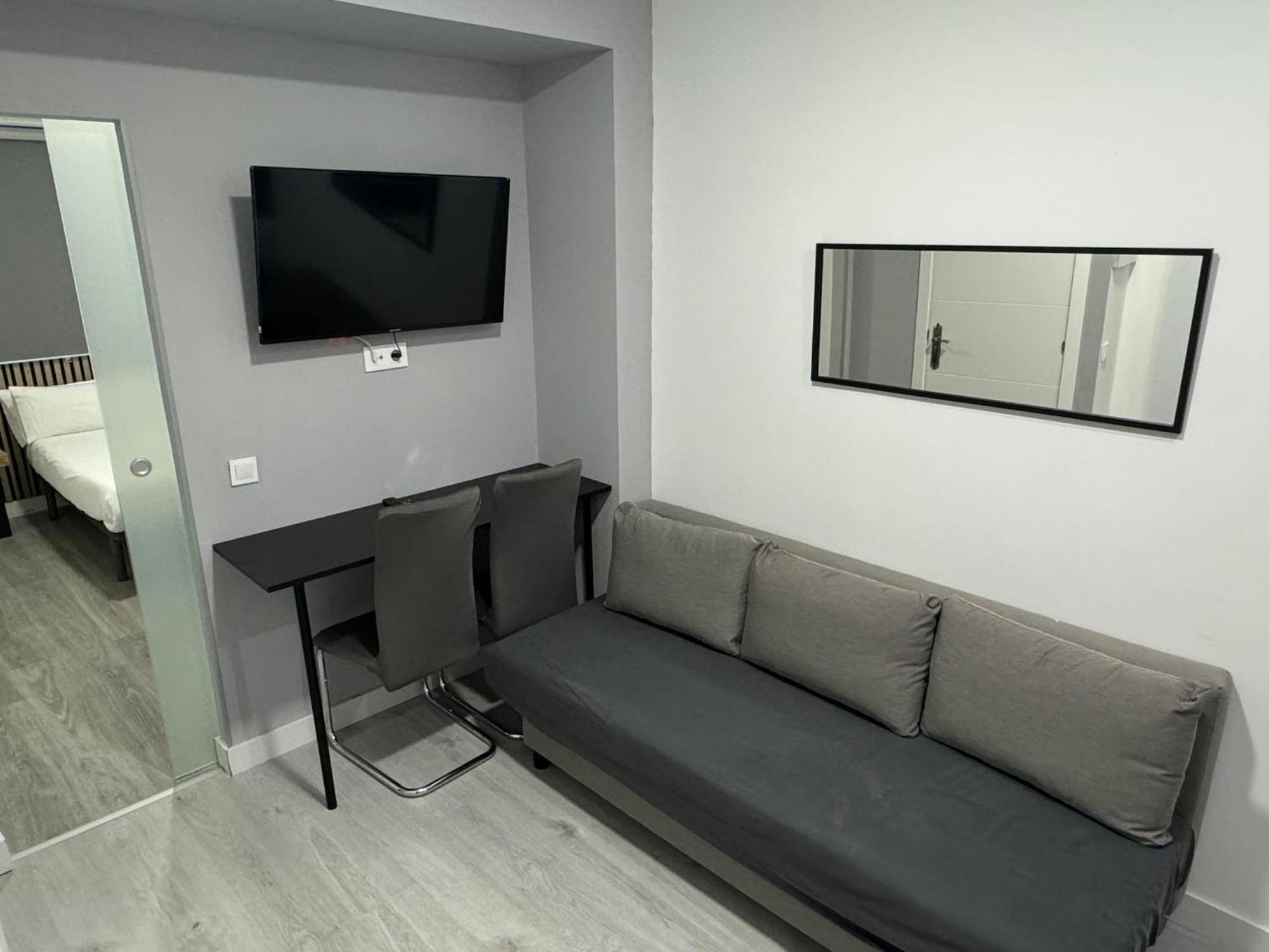 Apartment Larga Noviciado Centro Madrid